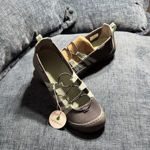 JBU Brown and Sage Water-Ready Mary Jane Flats
